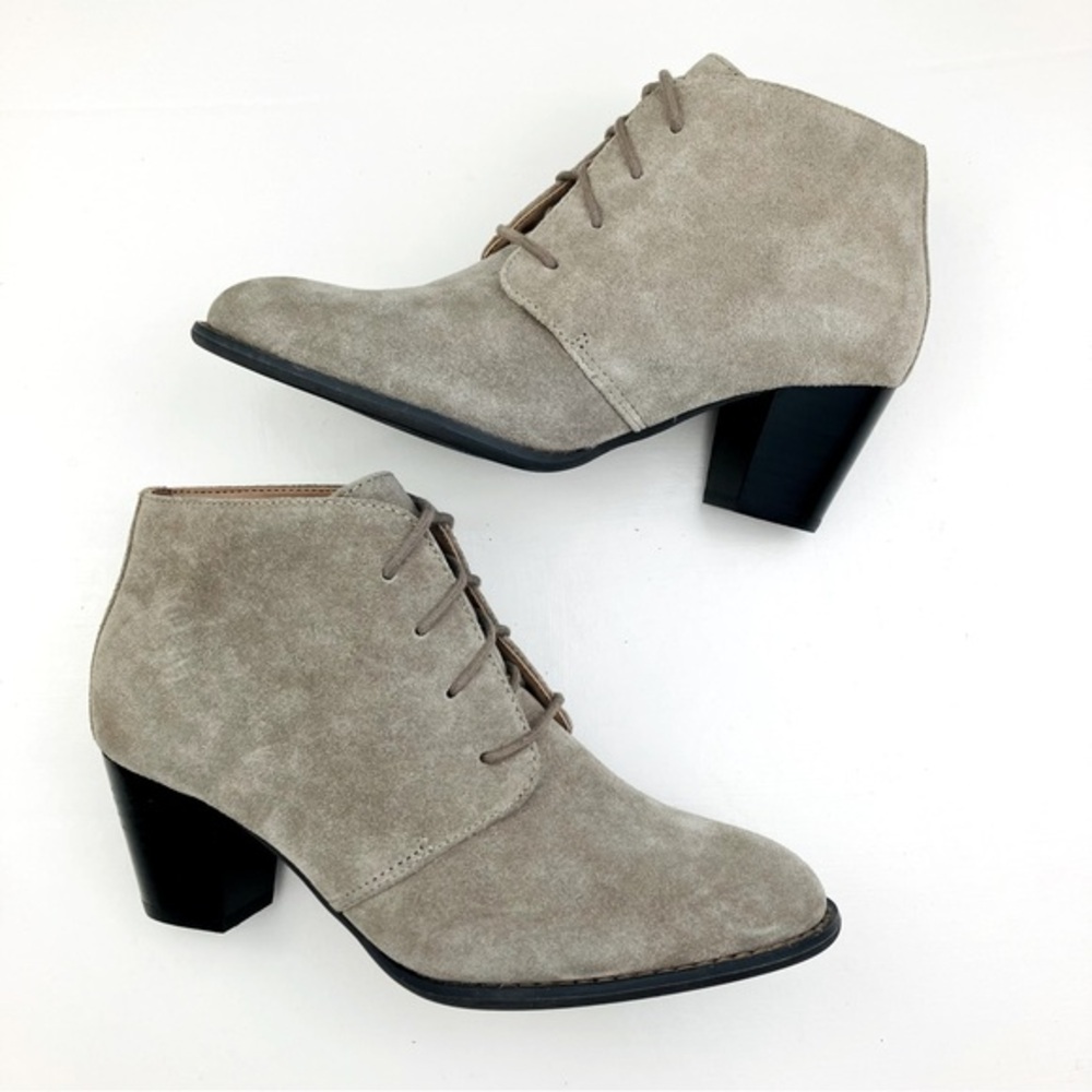 NWOT Vionic Zenda Ankle Boots